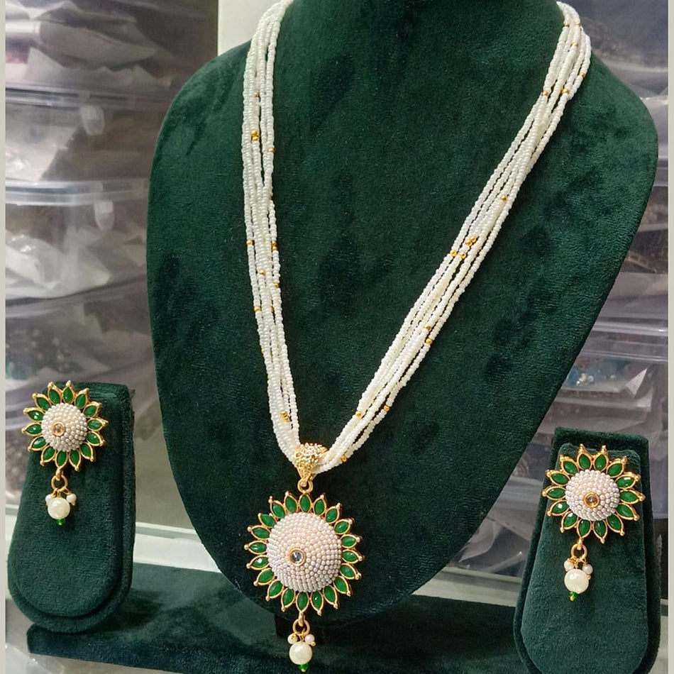 Pota Stone Pearl Necklace in Silver | Bridal Jewellery India