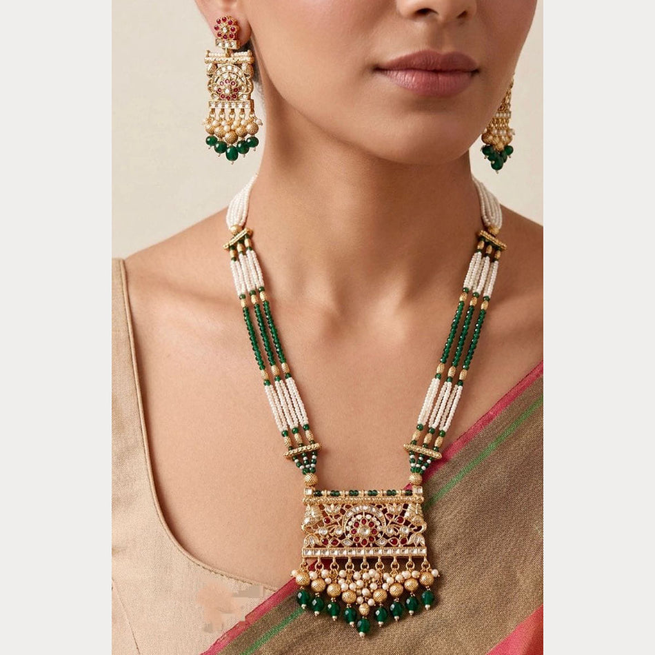 Pota Stone Pearl Necklace in Gold Plated Metal | Bridal Jewellery India