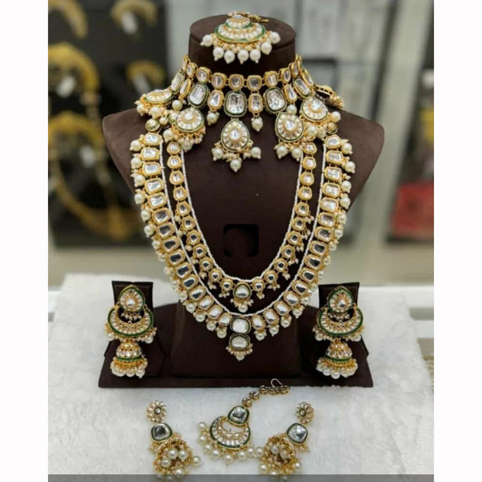 Kundan Choker Necklace in Gold Tone for Bridal Wear | Bridal Jewellery India