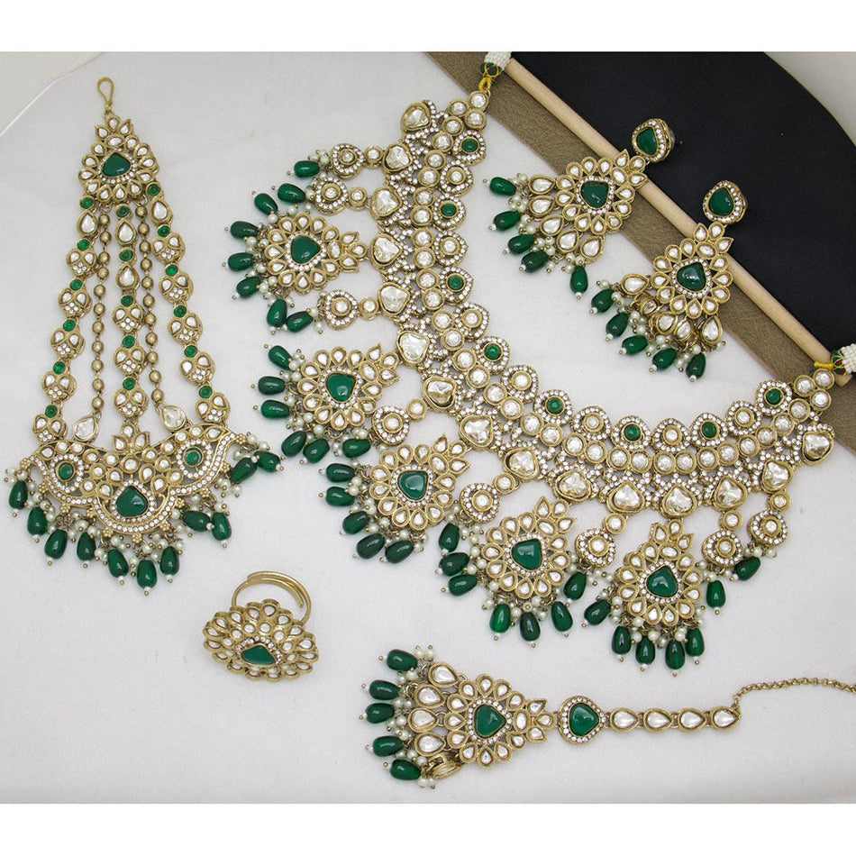 Glowing Pota Necklace in Silver with Pearl Beads | Bridal Jewellery India