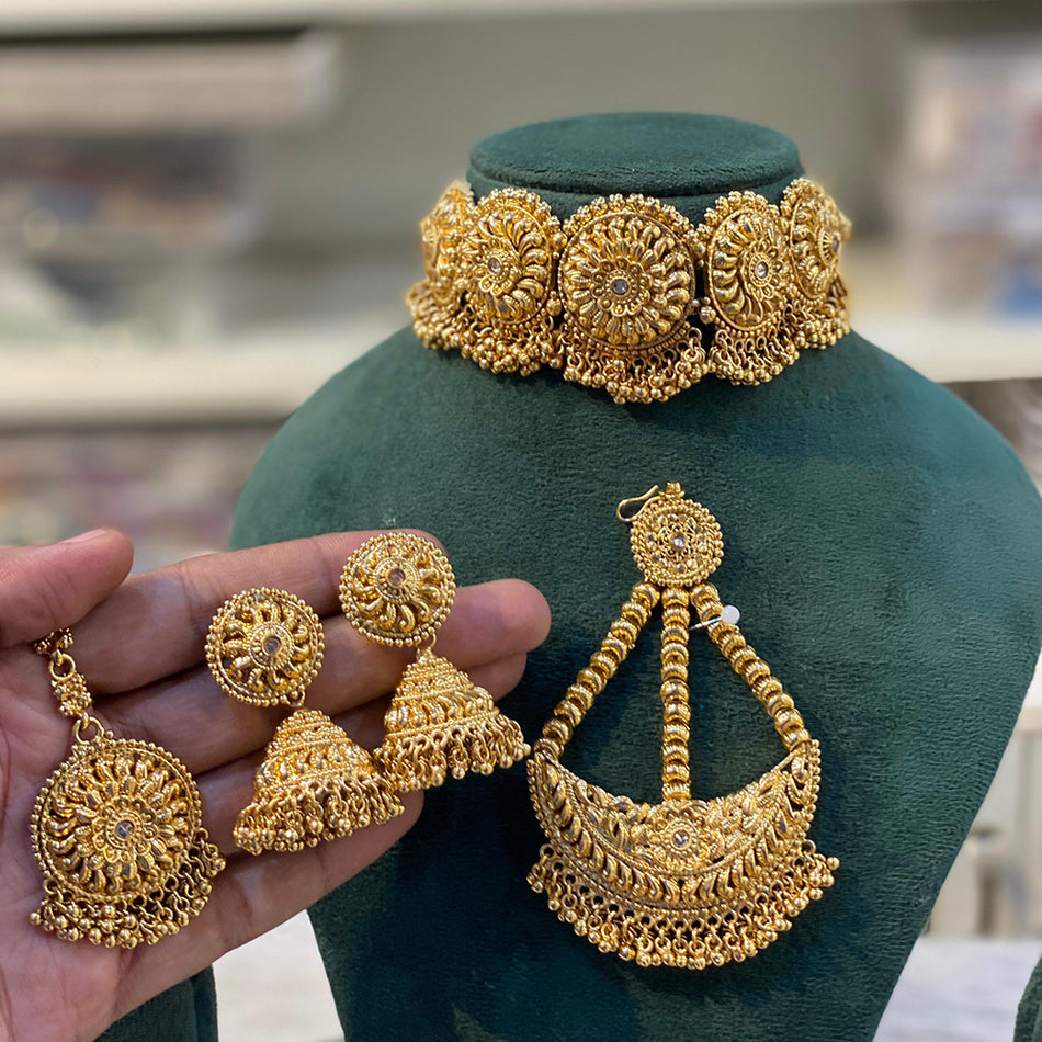 Maang Tikka in Gold Plated with Pura Earrings | Bridal Jewellery India