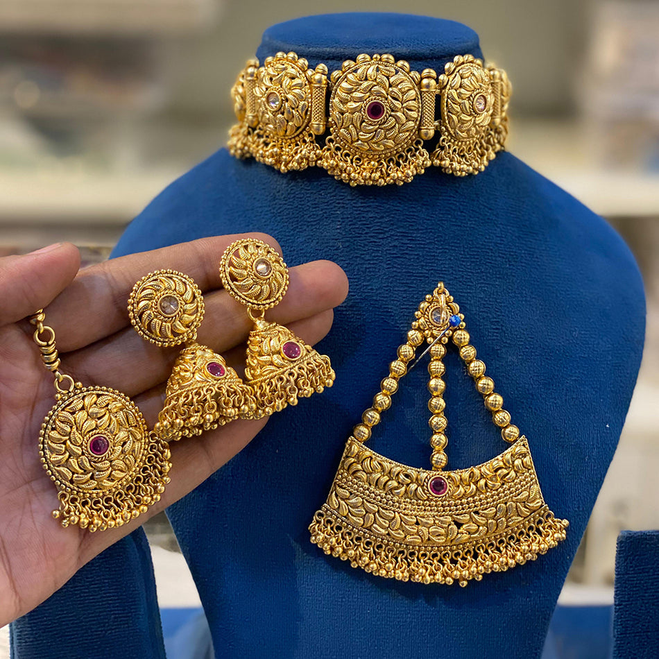 Gold Plated Necklace with Maang Tikka and Pasa | Bridal Jewellery India