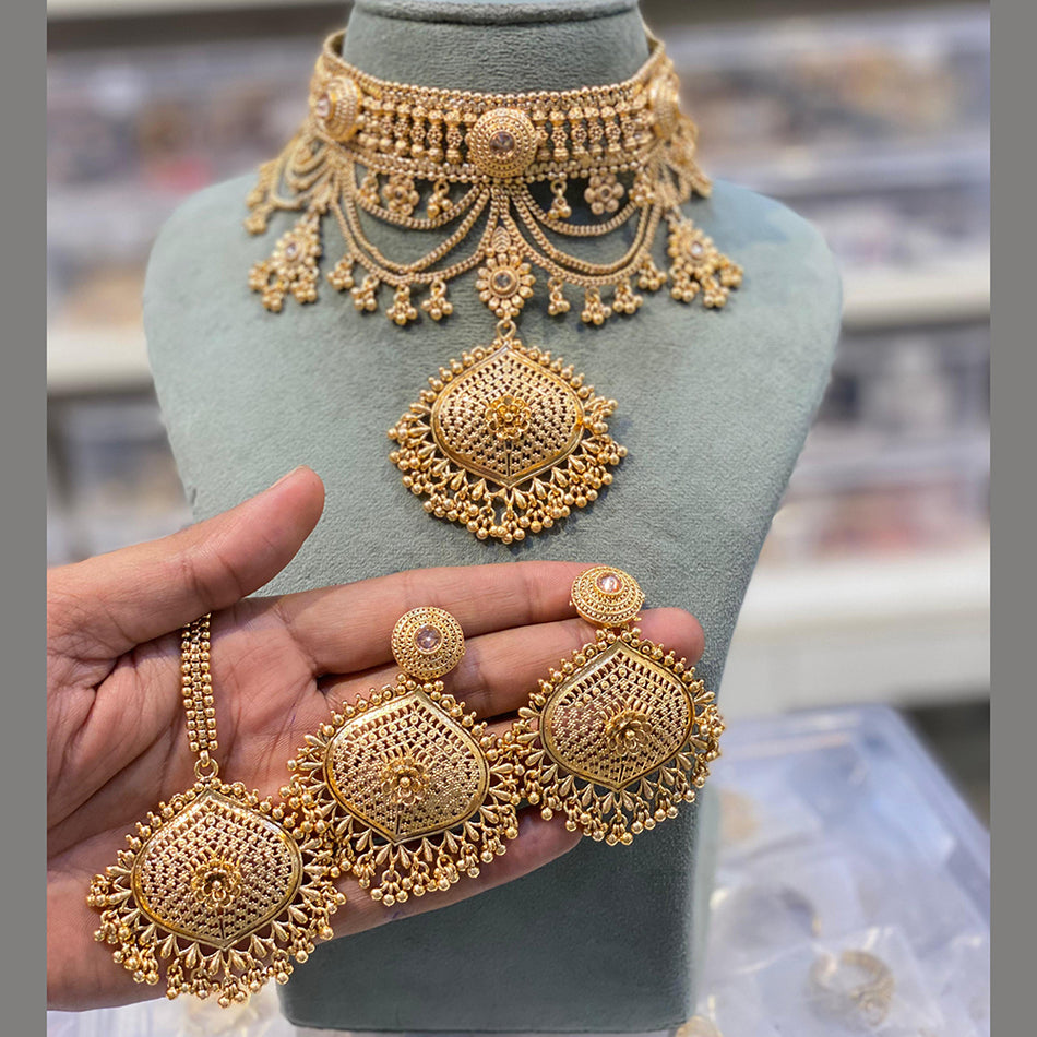 Crystal Stone Choker Necklace in Pearl for Occasion | Bridal Jewellery India
