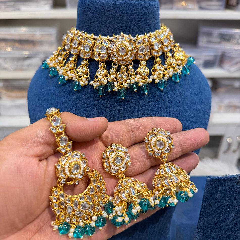 Kundan Choker Necklace in Gold Tone for Bridal Wear | Bridal Jewellery India