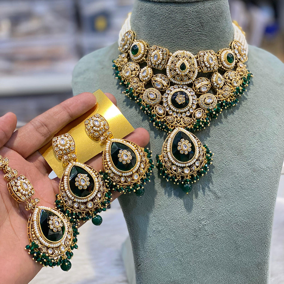 Kundan Choker Necklace in Gold Plated with Pearl Beads | Bridal Jewellery India