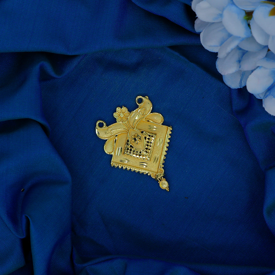 Dye Gold Plated Pendant for Women | Bridal Jewellery India