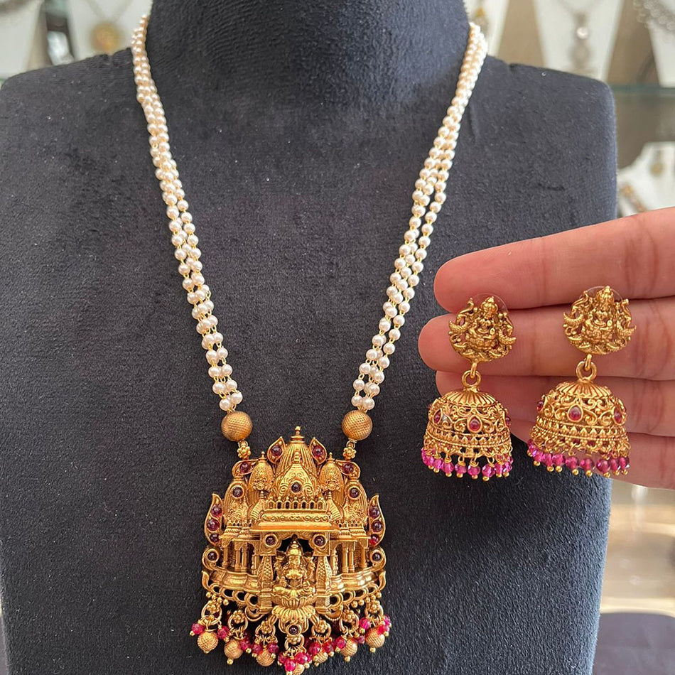 Glamorous Pota Stone Pearl Necklace in Gold Tone | Bridal Jewellery India