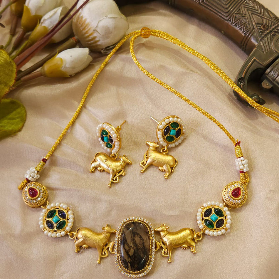Pota Stone Necklace in Gold Tone for Bridal Wear | Bridal Jewellery India