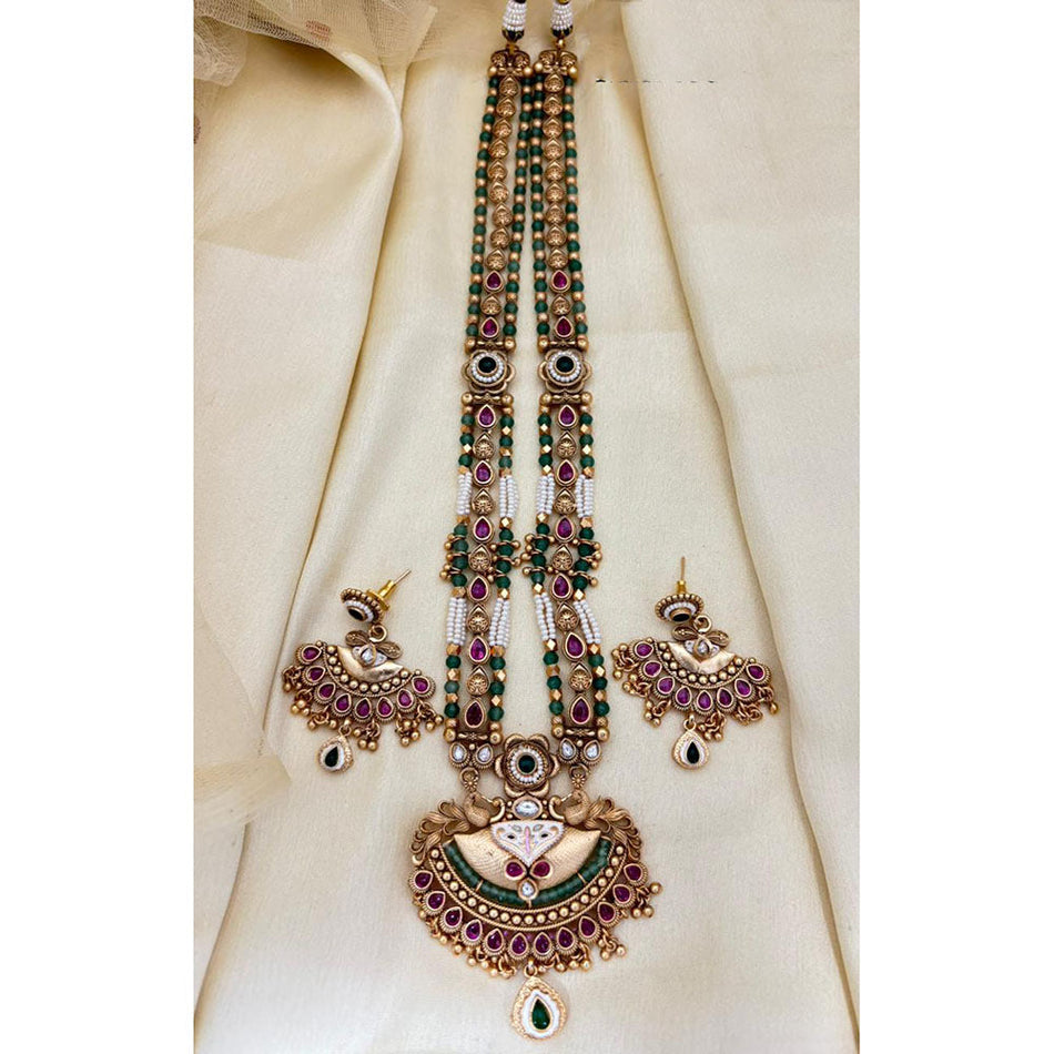 Floral Pota Stone Maang Tikka in Gold Tone | Bridal Jewellery India