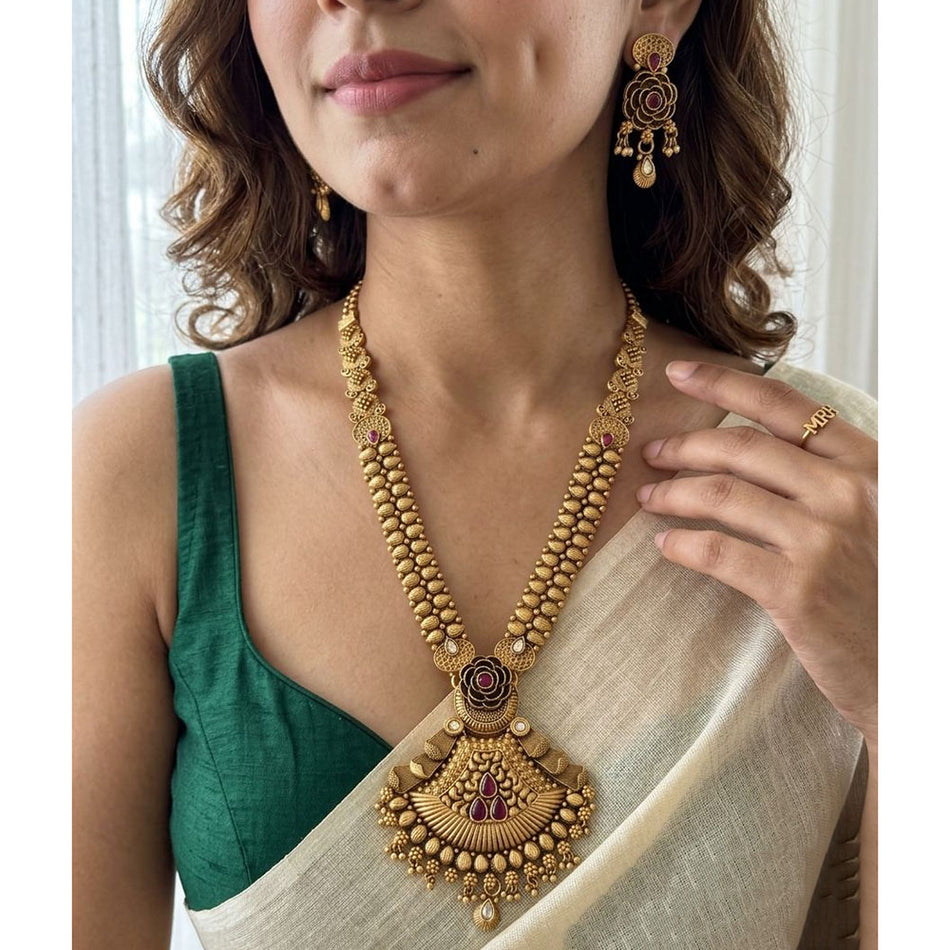 Designer Pota Stone Choker Necklace in Gold Tone | Bridal Jewellery India