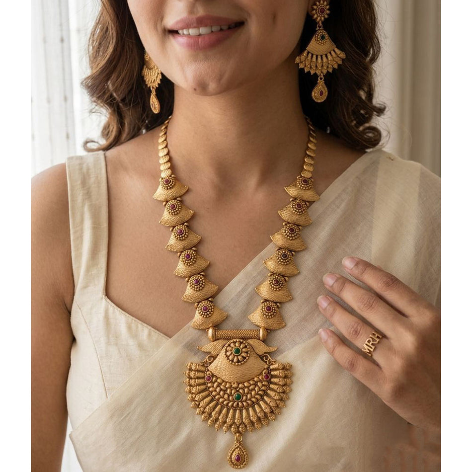 Pota Stone Necklace in Oxidised Silver | Bridal Jewellery India