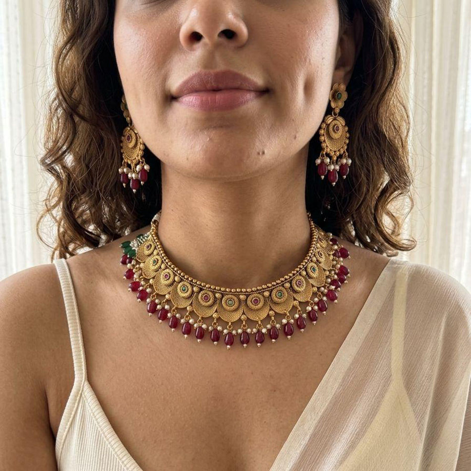 Glamorous Pota Stone Pearl Choker in Silver | Bridal Jewellery India