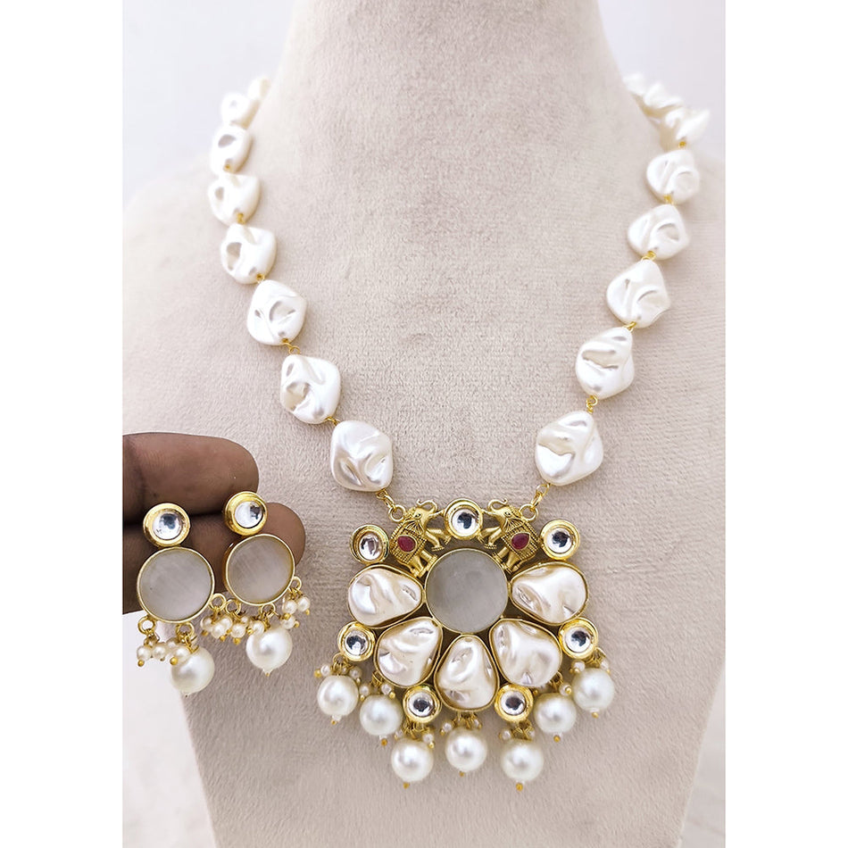 Heritage Pota Stone Necklace in Matte Silver | Bridal Jewellery India
