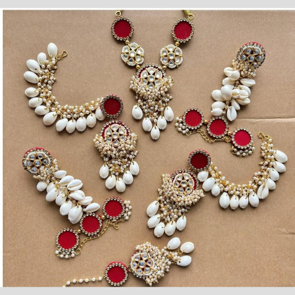 Red Cowrie Shell Kundan Bridal Set | Bridal Jewellery India
