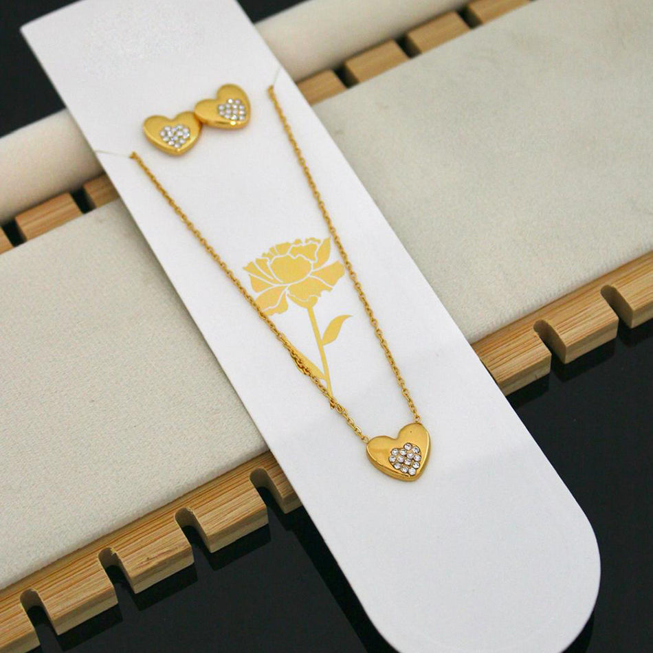 Heart Shape Necklace in Gold Plated Alloy | Bridal Jewellery India