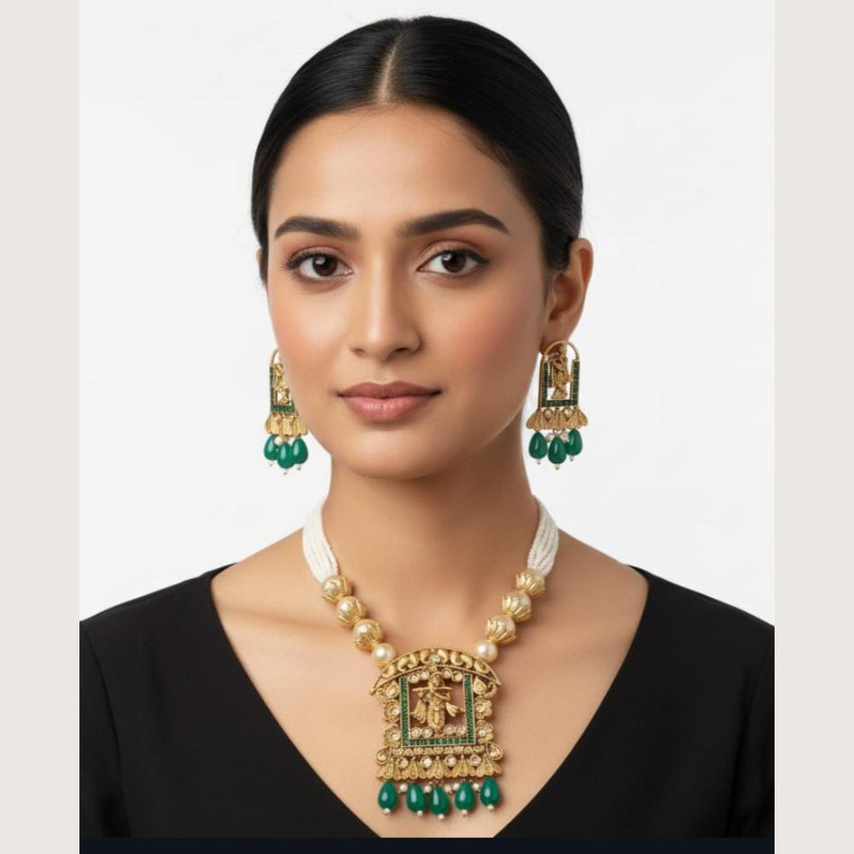 Pota Stone and Pearl Necklace in Gold Tone for Bridal Wear | Bridal Jewellery India