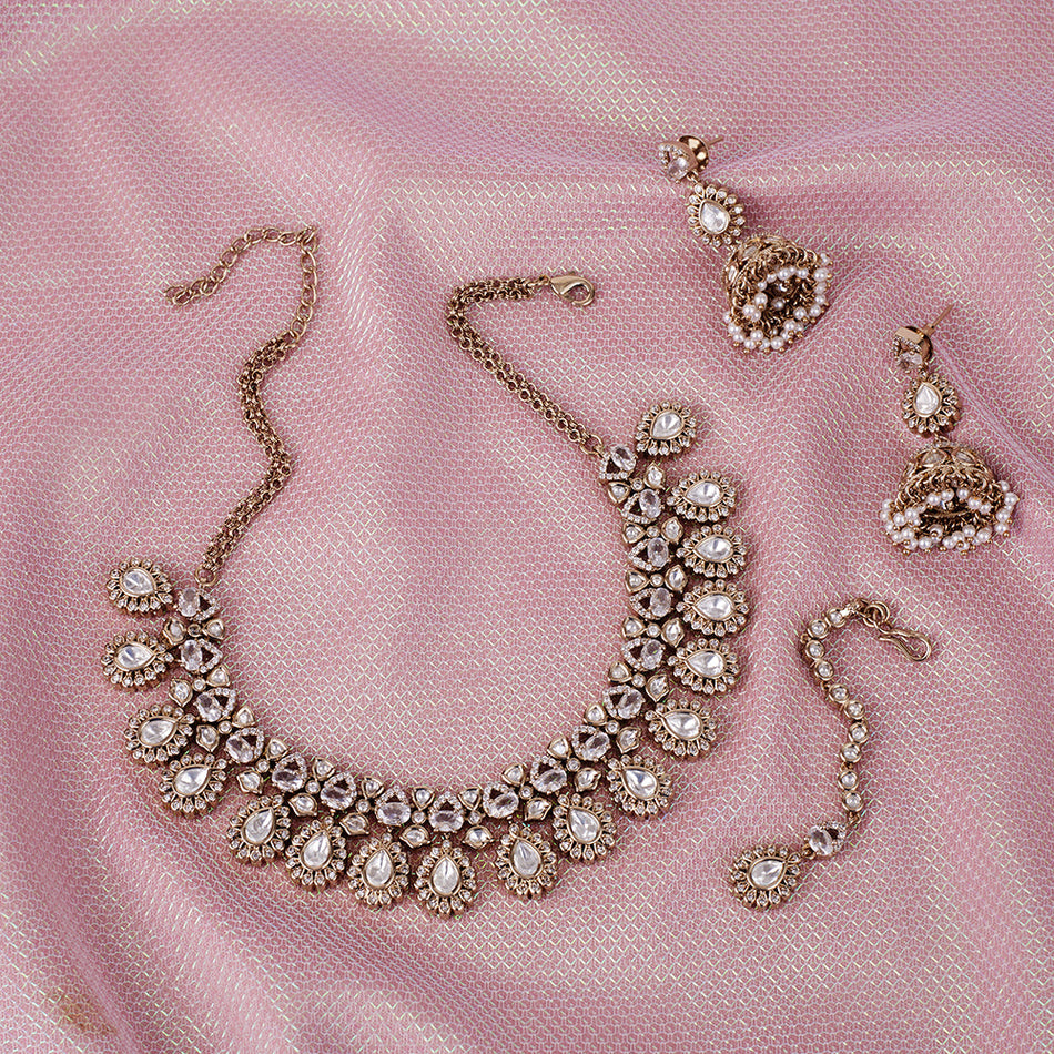 Kundan Choker Necklace in Gold Tone for Women | Bridal Jewellery India