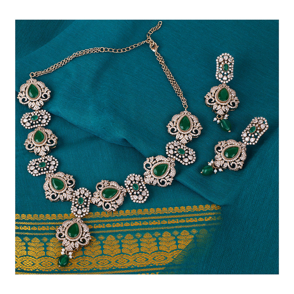 Kundan Choker Necklace in Gold Plated Brass | Bridal Jewellery India