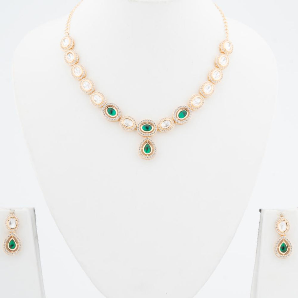 Gold Tone Kundan Necklace for Bridal Wear | Bridal Jewellery India