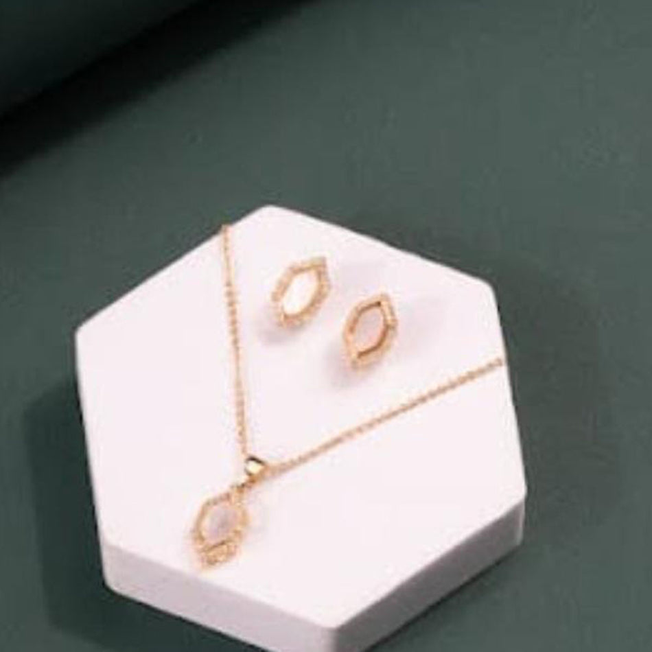 Gold Tone Mother Pearl Necklace Set | Bridal Jewellery India